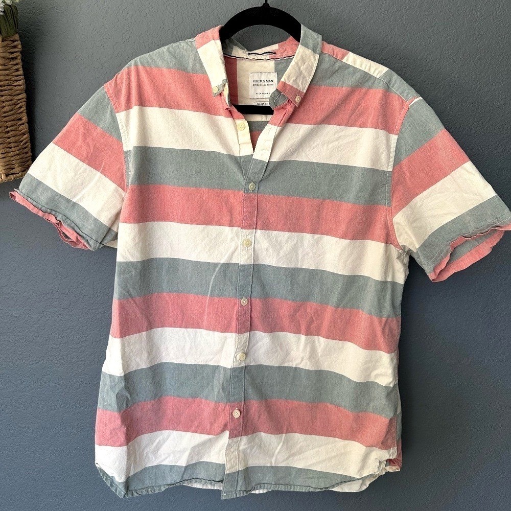 Ricky Singh 100% Cotton Striped Button Up Shirt XL Red Gray White Short Sleeve